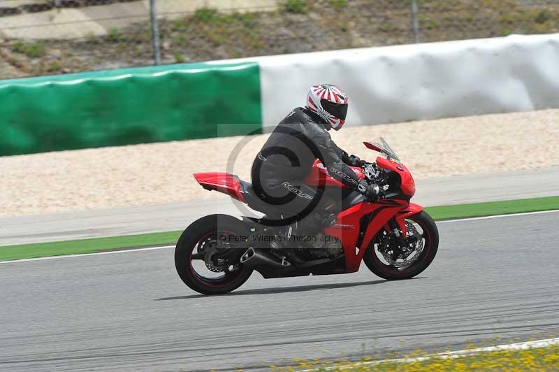 march 2010;motorbikes;no limits;peter wileman photography;portimao;portugal;trackday;trackday digital images