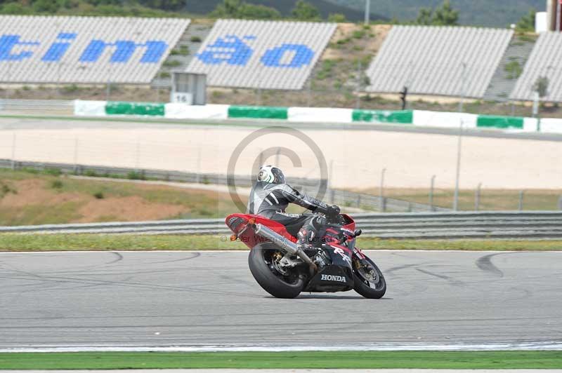 march 2010;motorbikes;no limits;peter wileman photography;portimao;portugal;trackday;trackday digital images