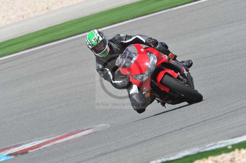 march 2010;motorbikes;no limits;peter wileman photography;portimao;portugal;trackday;trackday digital images