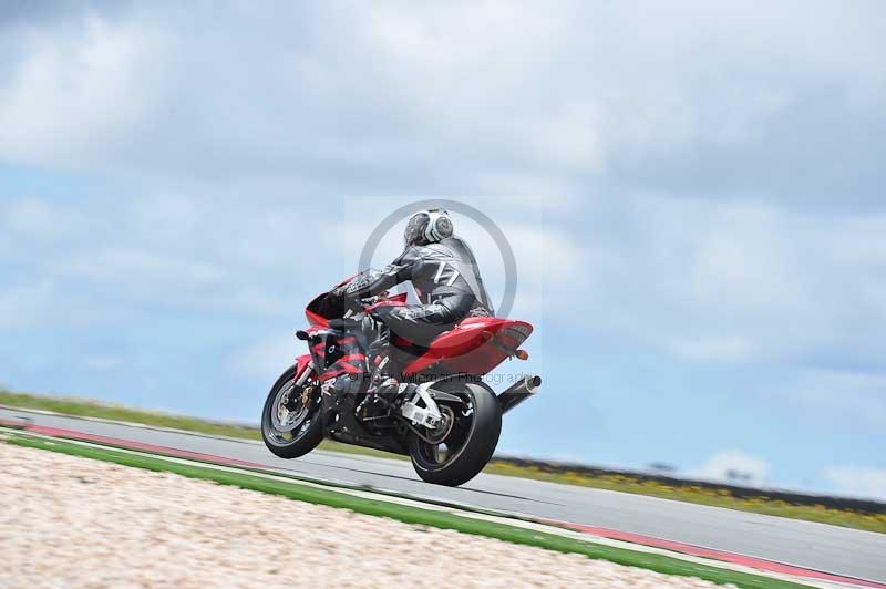 march 2010;motorbikes;no limits;peter wileman photography;portimao;portugal;trackday;trackday digital images