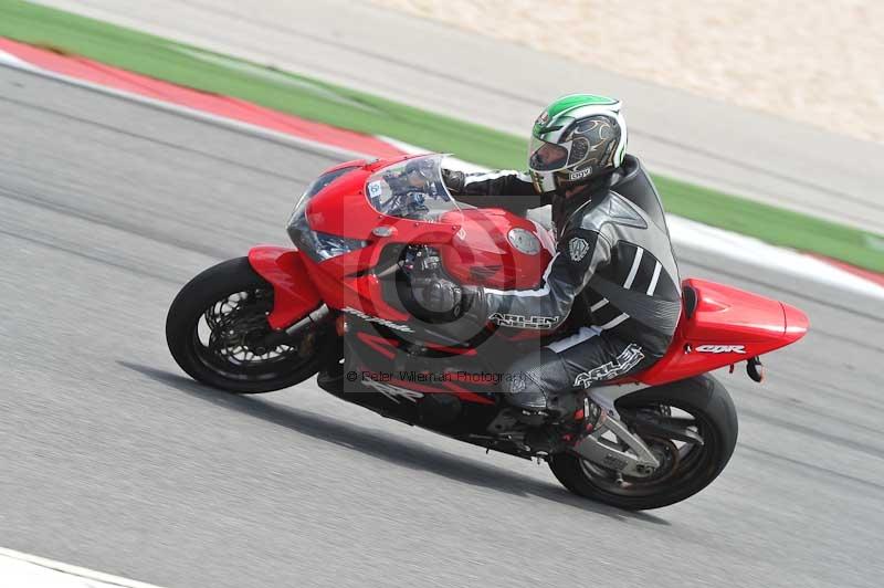 march 2010;motorbikes;no limits;peter wileman photography;portimao;portugal;trackday;trackday digital images