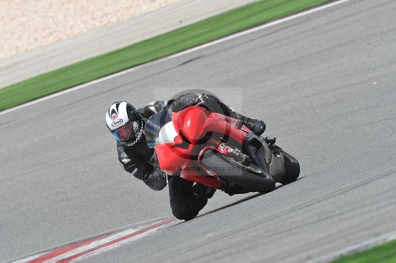 march 2010;motorbikes;no limits;peter wileman photography;portimao;portugal;trackday;trackday digital images