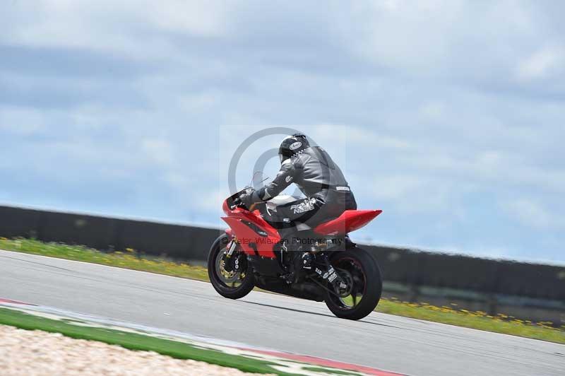 march 2010;motorbikes;no limits;peter wileman photography;portimao;portugal;trackday;trackday digital images