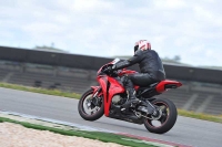 march-2010;motorbikes;no-limits;peter-wileman-photography;portimao;portugal;trackday;trackday-digital-images