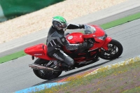 march-2010;motorbikes;no-limits;peter-wileman-photography;portimao;portugal;trackday;trackday-digital-images