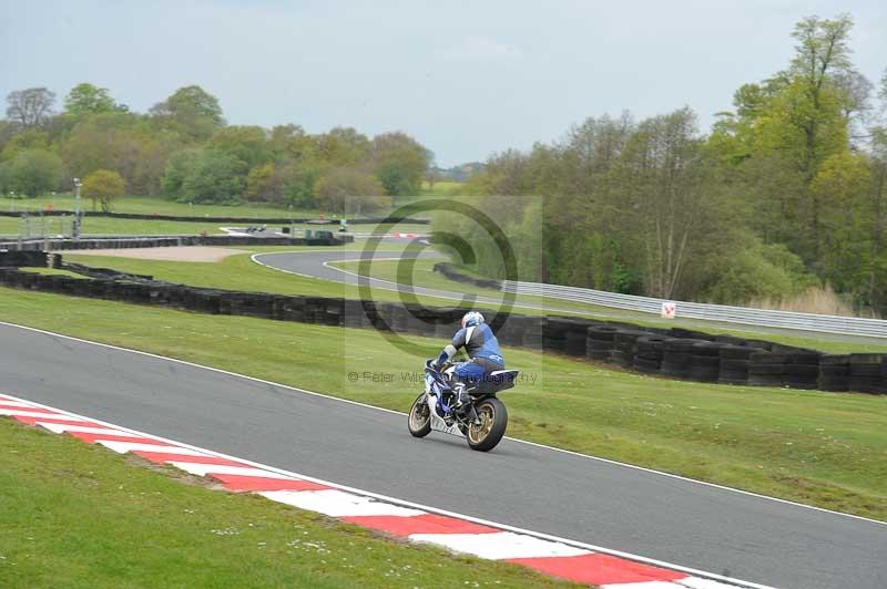 enduro digital images;event digital images;eventdigitalimages;no limits trackdays;oulton no limits trackday;oulton park cheshire;oulton trackday photographs;peter wileman photography;racing digital images;trackday digital images;trackday photos