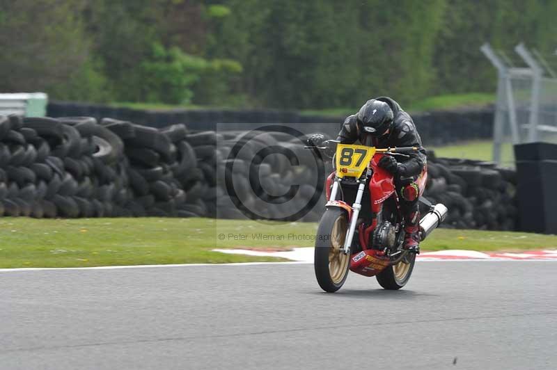 enduro digital images;event digital images;eventdigitalimages;no limits trackdays;oulton no limits trackday;oulton park cheshire;oulton trackday photographs;peter wileman photography;racing digital images;trackday digital images;trackday photos