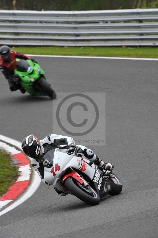 enduro digital images;event digital images;eventdigitalimages;no limits trackdays;oulton no limits trackday;oulton park cheshire;oulton trackday photographs;peter wileman photography;racing digital images;trackday digital images;trackday photos