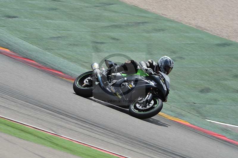 aragon;motorbikes;no limits;peter wileman photography;spain;trackday;trackday digital images