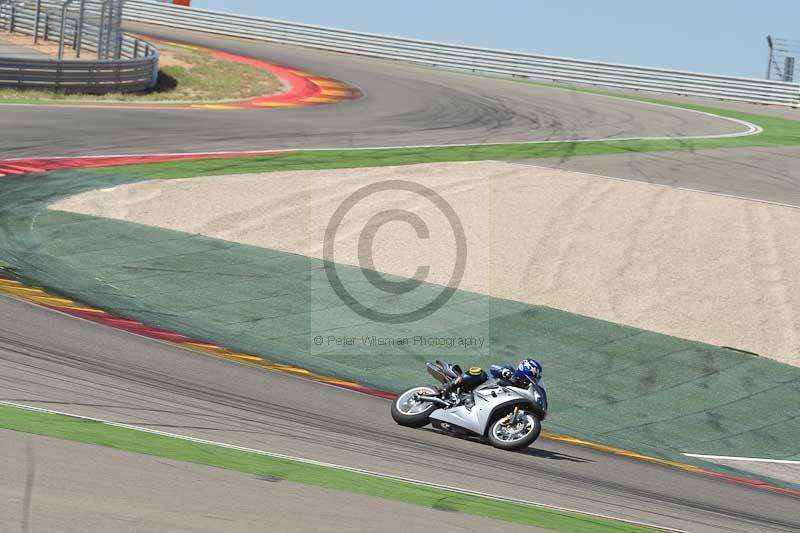 aragon;motorbikes;no limits;peter wileman photography;spain;trackday;trackday digital images