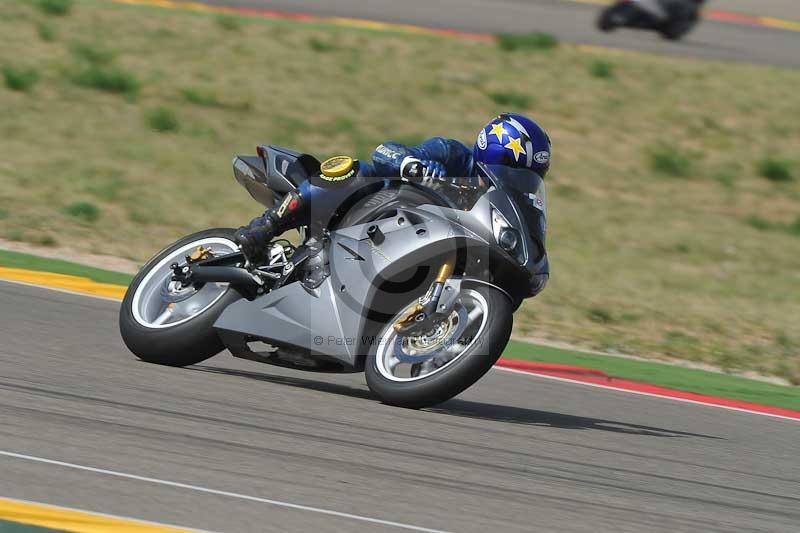 aragon;motorbikes;no limits;peter wileman photography;spain;trackday;trackday digital images