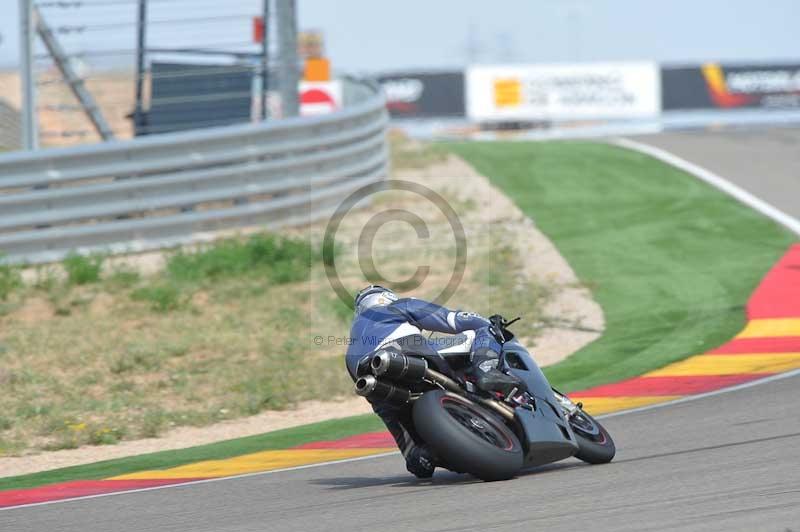 aragon;motorbikes;no limits;peter wileman photography;spain;trackday;trackday digital images