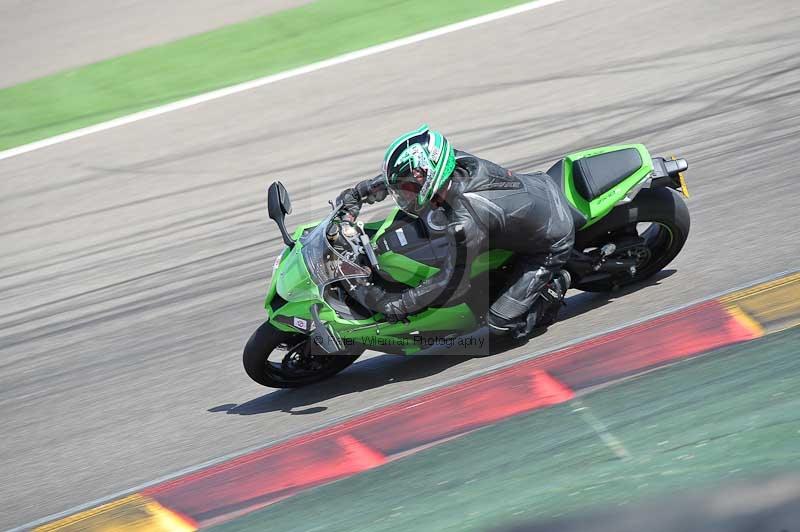 aragon;motorbikes;no limits;peter wileman photography;spain;trackday;trackday digital images