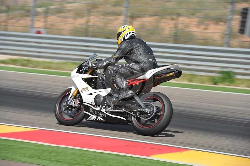 aragon;motorbikes;no limits;peter wileman photography;spain;trackday;trackday digital images