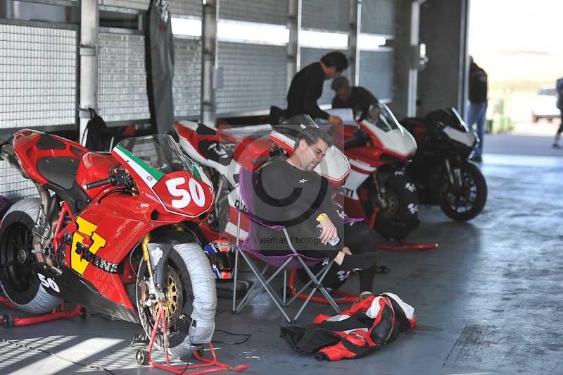 aragon;motorbikes;no limits;peter wileman photography;spain;trackday;trackday digital images