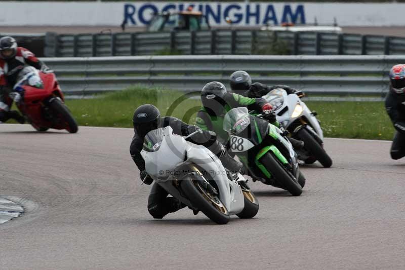 Rockingham no limits trackday;enduro digital images;event digital images;eventdigitalimages;no limits trackdays;peter wileman photography;racing digital images;rockingham raceway northamptonshire;rockingham trackday photographs;trackday digital images;trackday photos