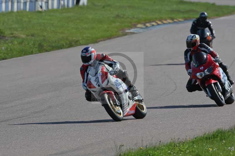 Rockingham no limits trackday;enduro digital images;event digital images;eventdigitalimages;no limits trackdays;peter wileman photography;racing digital images;rockingham raceway northamptonshire;rockingham trackday photographs;trackday digital images;trackday photos