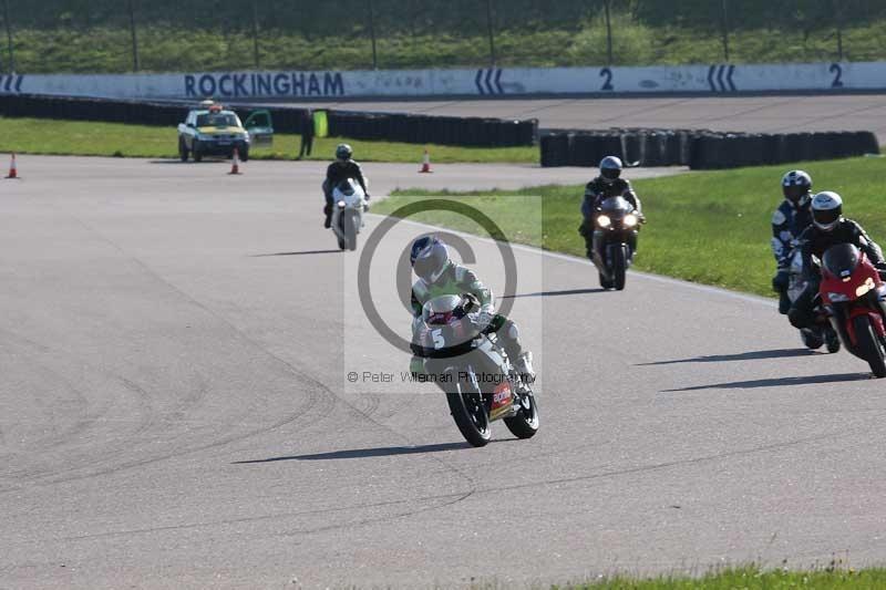 Rockingham no limits trackday;enduro digital images;event digital images;eventdigitalimages;no limits trackdays;peter wileman photography;racing digital images;rockingham raceway northamptonshire;rockingham trackday photographs;trackday digital images;trackday photos