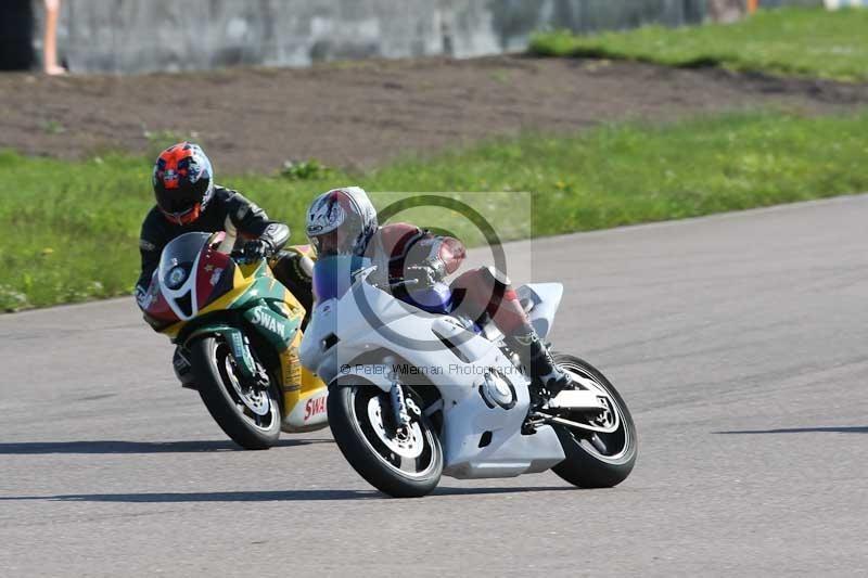 Rockingham no limits trackday;enduro digital images;event digital images;eventdigitalimages;no limits trackdays;peter wileman photography;racing digital images;rockingham raceway northamptonshire;rockingham trackday photographs;trackday digital images;trackday photos