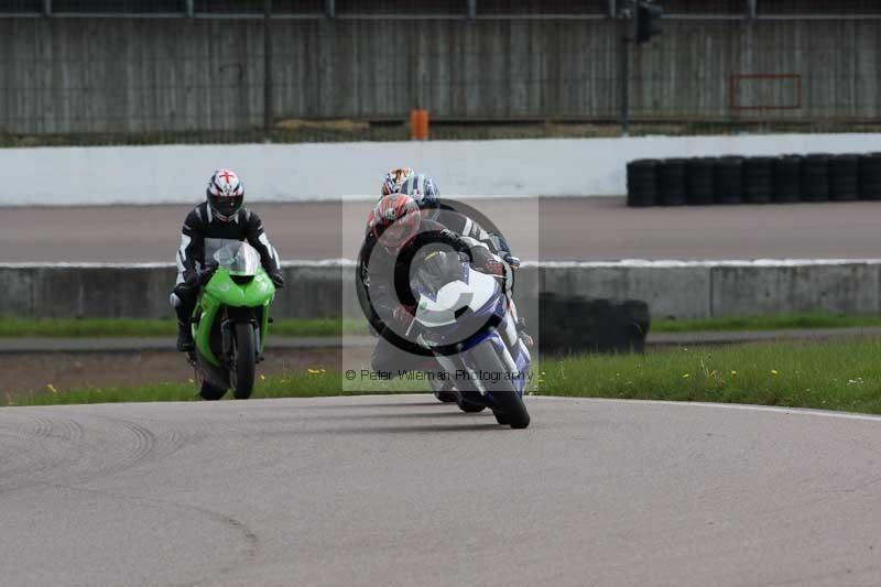 Rockingham no limits trackday;enduro digital images;event digital images;eventdigitalimages;no limits trackdays;peter wileman photography;racing digital images;rockingham raceway northamptonshire;rockingham trackday photographs;trackday digital images;trackday photos