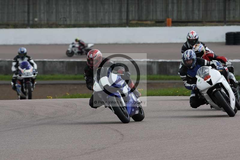 Rockingham no limits trackday;enduro digital images;event digital images;eventdigitalimages;no limits trackdays;peter wileman photography;racing digital images;rockingham raceway northamptonshire;rockingham trackday photographs;trackday digital images;trackday photos