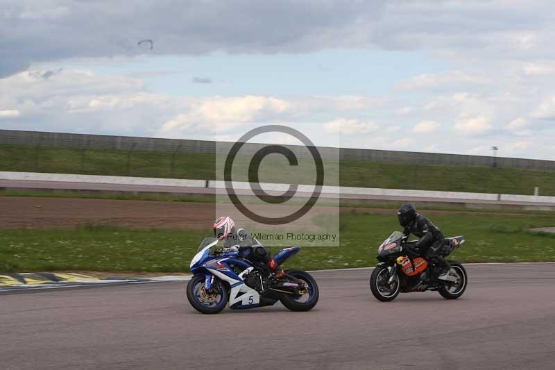 Rockingham no limits trackday;enduro digital images;event digital images;eventdigitalimages;no limits trackdays;peter wileman photography;racing digital images;rockingham raceway northamptonshire;rockingham trackday photographs;trackday digital images;trackday photos