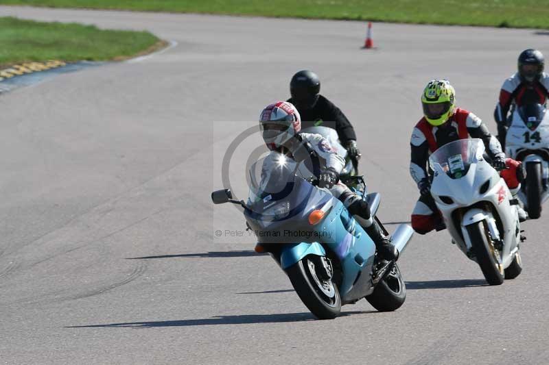 Rockingham no limits trackday;enduro digital images;event digital images;eventdigitalimages;no limits trackdays;peter wileman photography;racing digital images;rockingham raceway northamptonshire;rockingham trackday photographs;trackday digital images;trackday photos