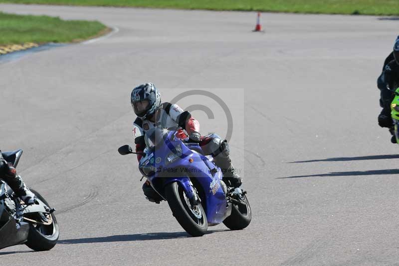 Rockingham no limits trackday;enduro digital images;event digital images;eventdigitalimages;no limits trackdays;peter wileman photography;racing digital images;rockingham raceway northamptonshire;rockingham trackday photographs;trackday digital images;trackday photos