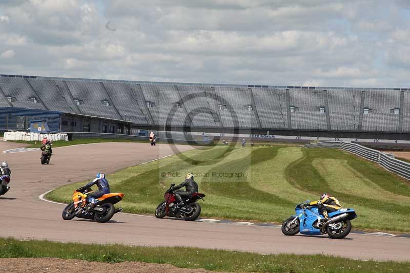 Rockingham no limits trackday;enduro digital images;event digital images;eventdigitalimages;no limits trackdays;peter wileman photography;racing digital images;rockingham raceway northamptonshire;rockingham trackday photographs;trackday digital images;trackday photos