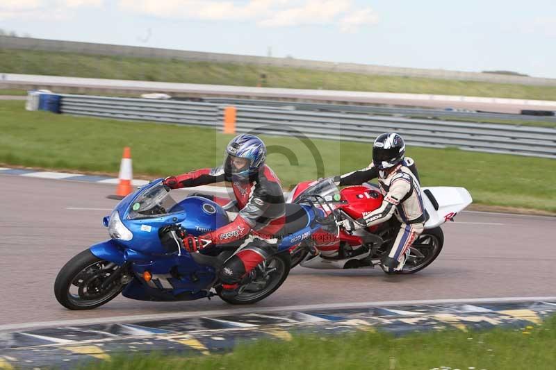 Rockingham no limits trackday;enduro digital images;event digital images;eventdigitalimages;no limits trackdays;peter wileman photography;racing digital images;rockingham raceway northamptonshire;rockingham trackday photographs;trackday digital images;trackday photos