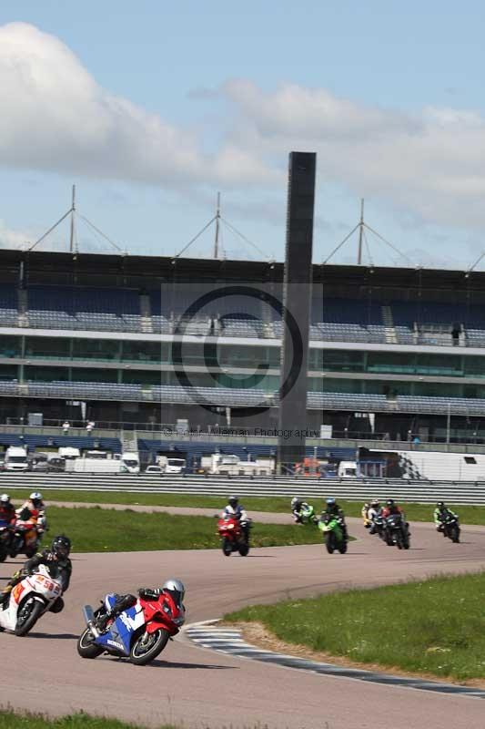 Rockingham no limits trackday;enduro digital images;event digital images;eventdigitalimages;no limits trackdays;peter wileman photography;racing digital images;rockingham raceway northamptonshire;rockingham trackday photographs;trackday digital images;trackday photos