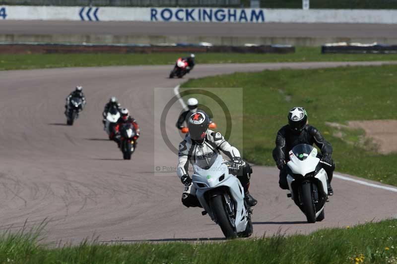 Rockingham no limits trackday;enduro digital images;event digital images;eventdigitalimages;no limits trackdays;peter wileman photography;racing digital images;rockingham raceway northamptonshire;rockingham trackday photographs;trackday digital images;trackday photos