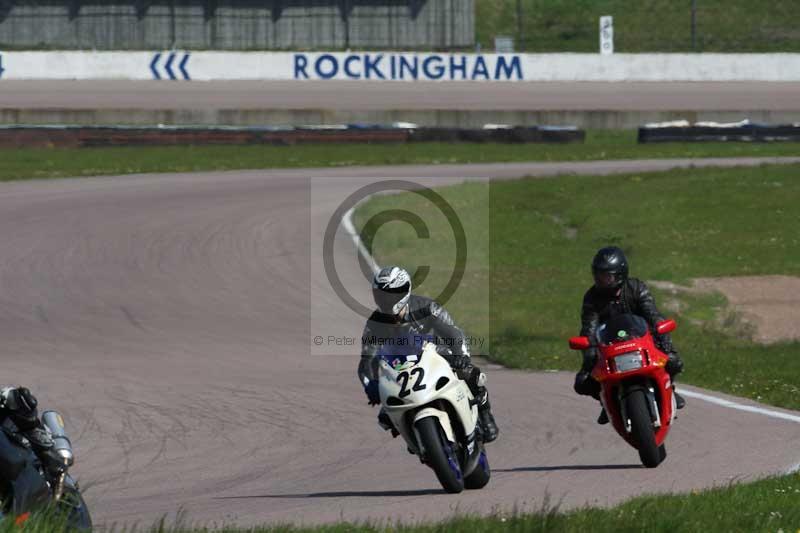 Rockingham no limits trackday;enduro digital images;event digital images;eventdigitalimages;no limits trackdays;peter wileman photography;racing digital images;rockingham raceway northamptonshire;rockingham trackday photographs;trackday digital images;trackday photos