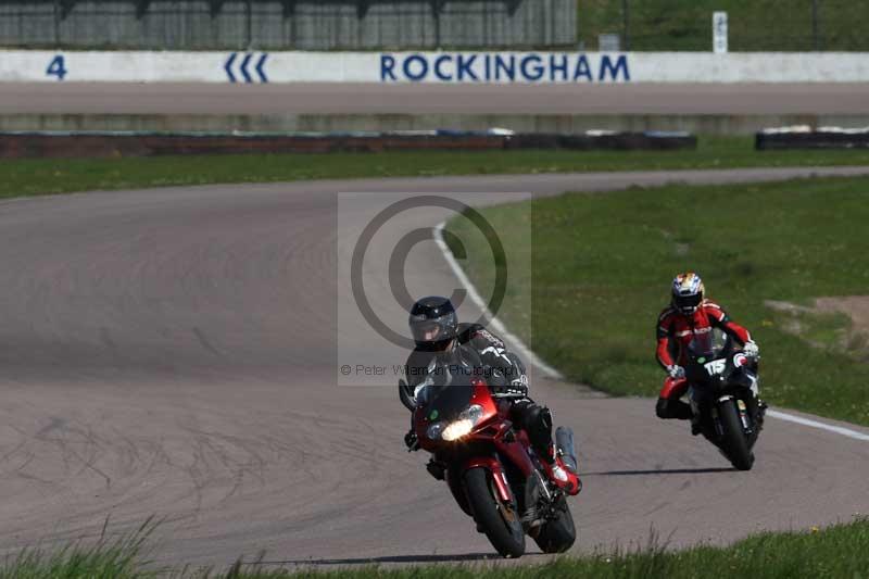 Rockingham no limits trackday;enduro digital images;event digital images;eventdigitalimages;no limits trackdays;peter wileman photography;racing digital images;rockingham raceway northamptonshire;rockingham trackday photographs;trackday digital images;trackday photos