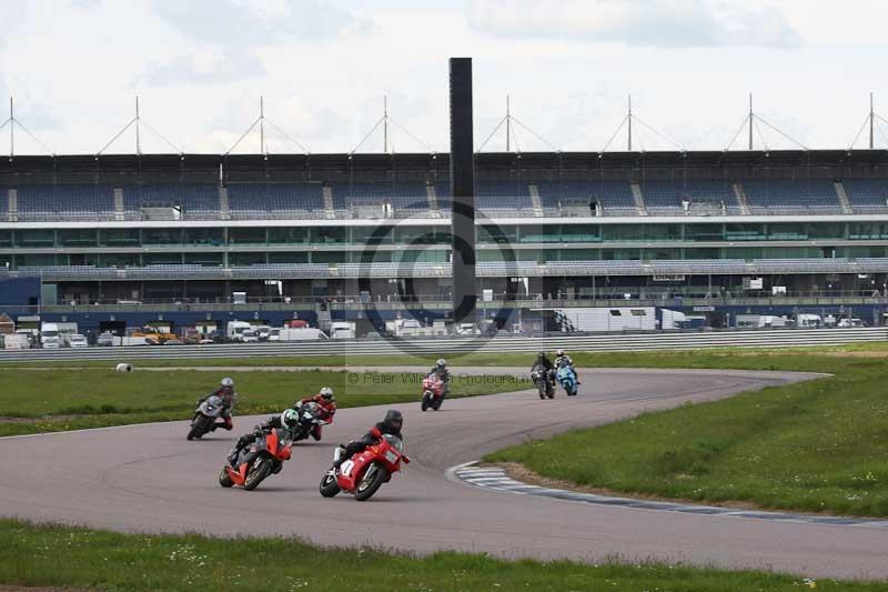 Rockingham no limits trackday;enduro digital images;event digital images;eventdigitalimages;no limits trackdays;peter wileman photography;racing digital images;rockingham raceway northamptonshire;rockingham trackday photographs;trackday digital images;trackday photos