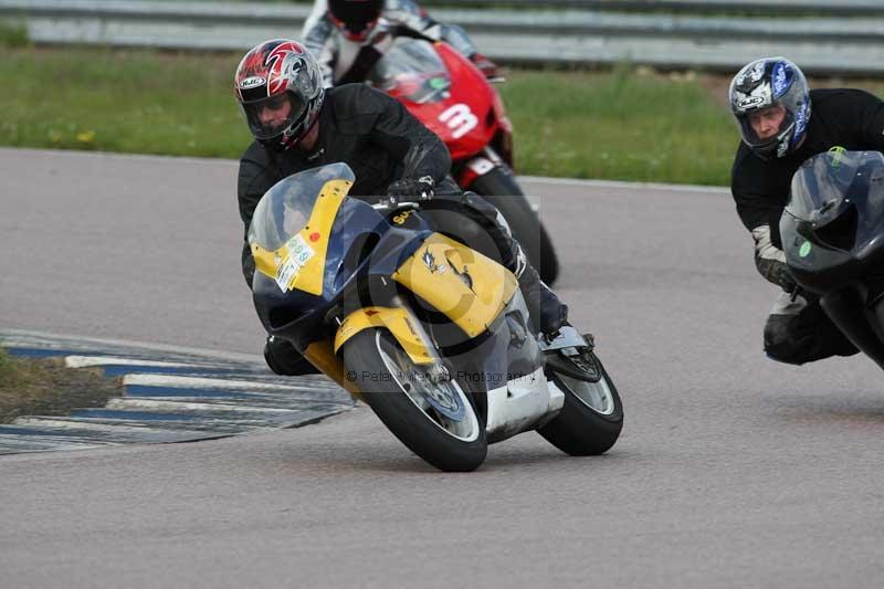 Rockingham no limits trackday;enduro digital images;event digital images;eventdigitalimages;no limits trackdays;peter wileman photography;racing digital images;rockingham raceway northamptonshire;rockingham trackday photographs;trackday digital images;trackday photos