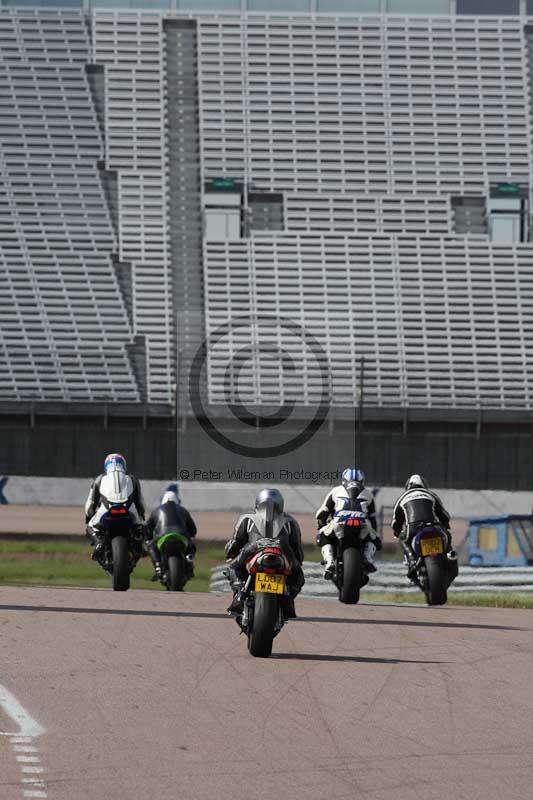 Rockingham no limits trackday;enduro digital images;event digital images;eventdigitalimages;no limits trackdays;peter wileman photography;racing digital images;rockingham raceway northamptonshire;rockingham trackday photographs;trackday digital images;trackday photos