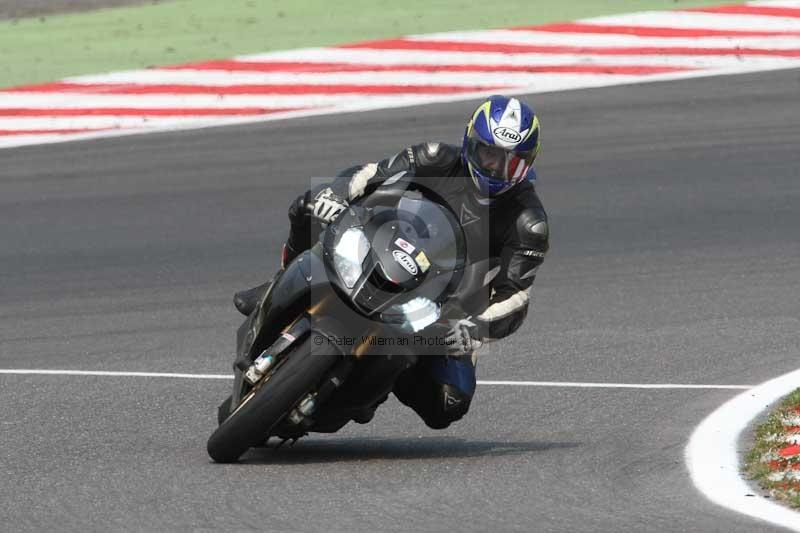 Motorcycle action photographs;Trackday digital images;brands;brands hatch photographs;event digital images;eventdigitalimages;motor racing london;no limits trackday;peter wileman photography;trackday;trackday photos