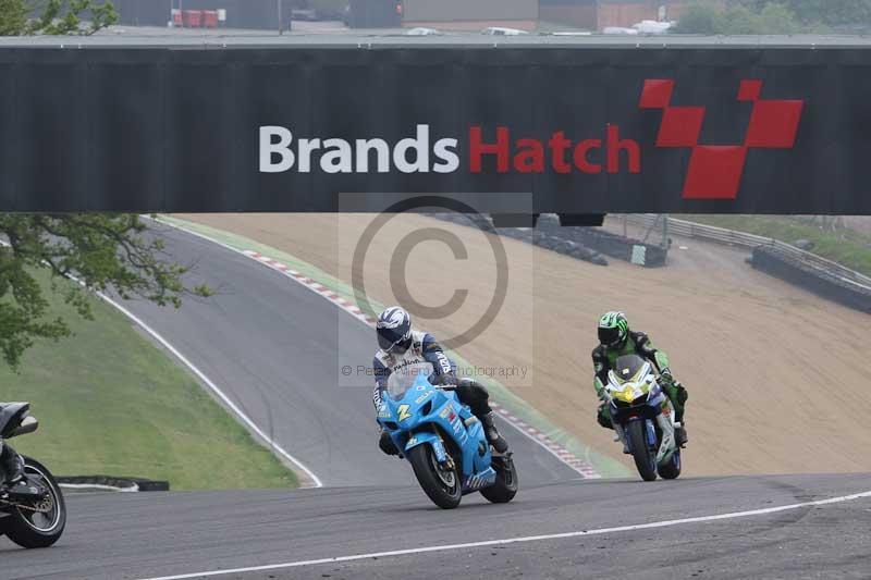 Motorcycle action photographs;Trackday digital images;brands;brands hatch photographs;event digital images;eventdigitalimages;motor racing london;no limits trackday;peter wileman photography;trackday;trackday photos