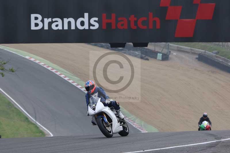 Motorcycle action photographs;Trackday digital images;brands;brands hatch photographs;event digital images;eventdigitalimages;motor racing london;no limits trackday;peter wileman photography;trackday;trackday photos