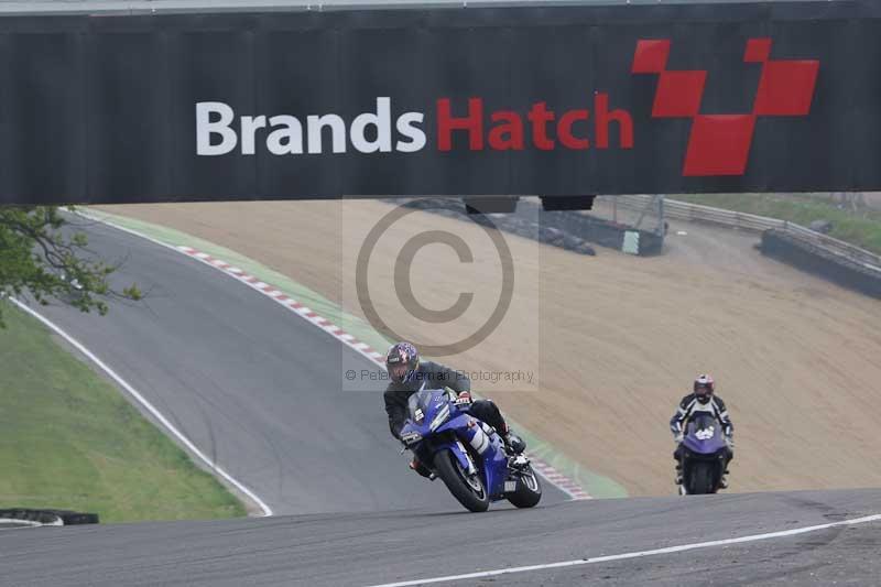 Motorcycle action photographs;Trackday digital images;brands;brands hatch photographs;event digital images;eventdigitalimages;motor racing london;no limits trackday;peter wileman photography;trackday;trackday photos