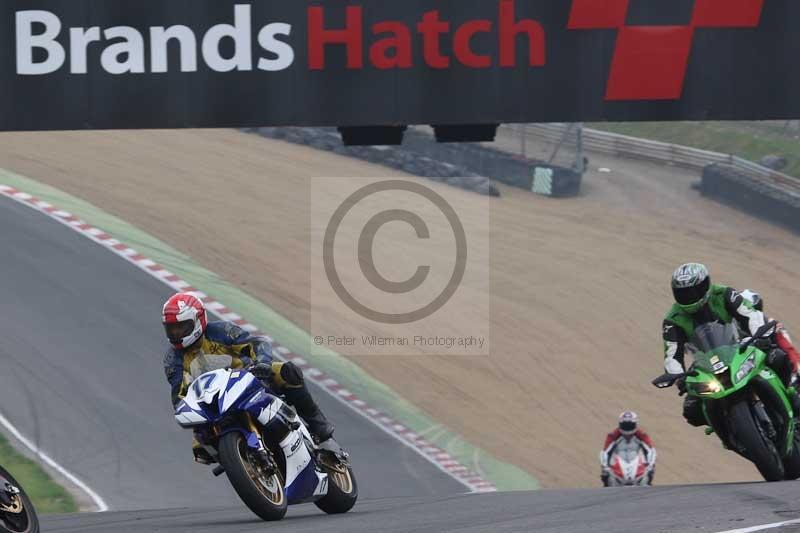 Motorcycle action photographs;Trackday digital images;brands;brands hatch photographs;event digital images;eventdigitalimages;motor racing london;no limits trackday;peter wileman photography;trackday;trackday photos