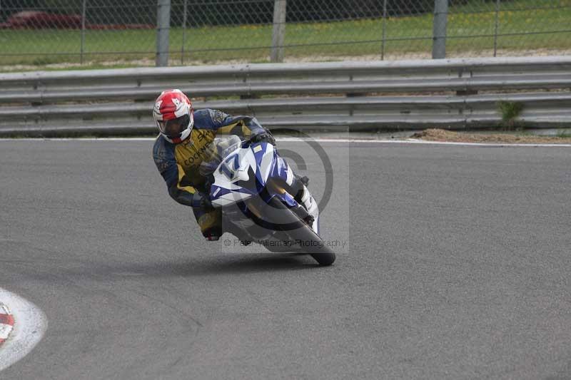 Motorcycle action photographs;Trackday digital images;brands;brands hatch photographs;event digital images;eventdigitalimages;motor racing london;no limits trackday;peter wileman photography;trackday;trackday photos