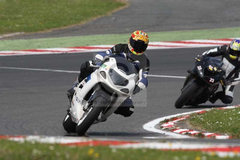 Motorcycle action photographs;Trackday digital images;brands;brands hatch photographs;event digital images;eventdigitalimages;motor racing london;no limits trackday;peter wileman photography;trackday;trackday photos