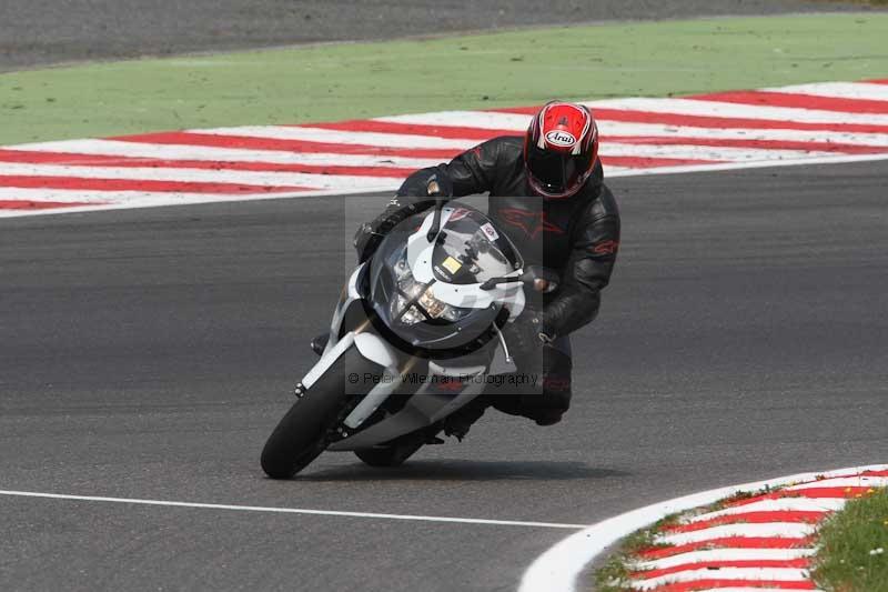 Motorcycle action photographs;Trackday digital images;brands;brands hatch photographs;event digital images;eventdigitalimages;motor racing london;no limits trackday;peter wileman photography;trackday;trackday photos