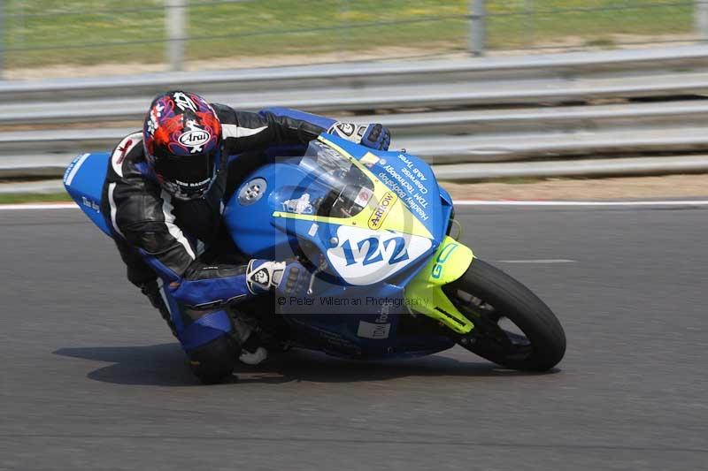 Motorcycle action photographs;Trackday digital images;brands;brands hatch photographs;event digital images;eventdigitalimages;motor racing london;no limits trackday;peter wileman photography;trackday;trackday photos