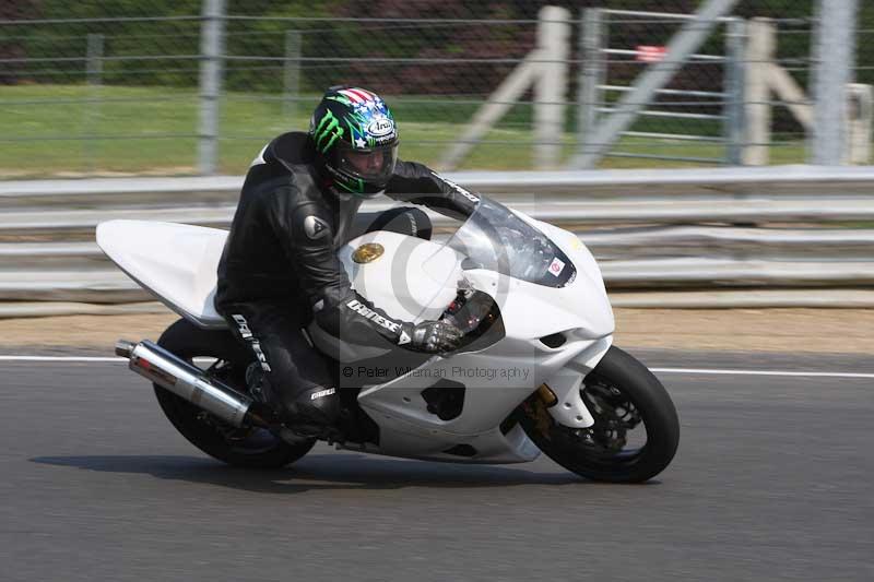 Motorcycle action photographs;Trackday digital images;brands;brands hatch photographs;event digital images;eventdigitalimages;motor racing london;no limits trackday;peter wileman photography;trackday;trackday photos