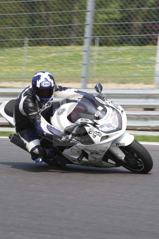 Motorcycle action photographs;Trackday digital images;brands;brands hatch photographs;event digital images;eventdigitalimages;motor racing london;no limits trackday;peter wileman photography;trackday;trackday photos