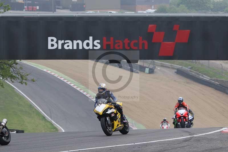 Motorcycle action photographs;Trackday digital images;brands;brands hatch photographs;event digital images;eventdigitalimages;motor racing london;no limits trackday;peter wileman photography;trackday;trackday photos