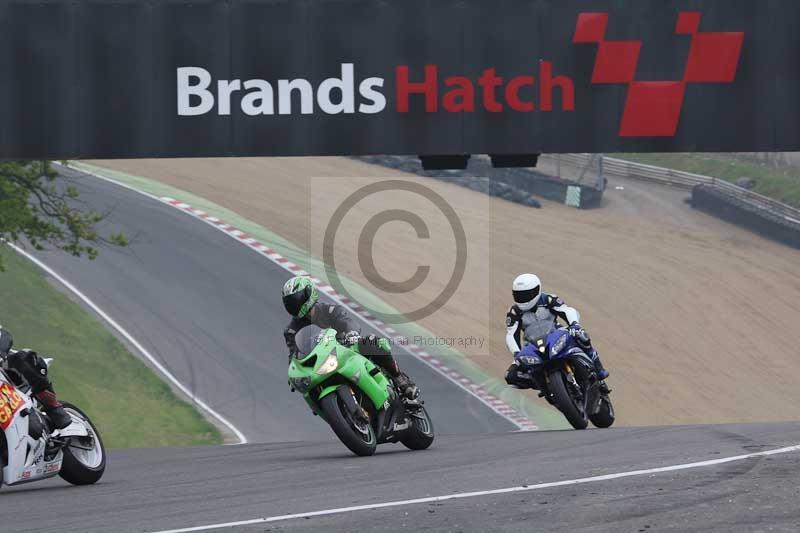 Motorcycle action photographs;Trackday digital images;brands;brands hatch photographs;event digital images;eventdigitalimages;motor racing london;no limits trackday;peter wileman photography;trackday;trackday photos